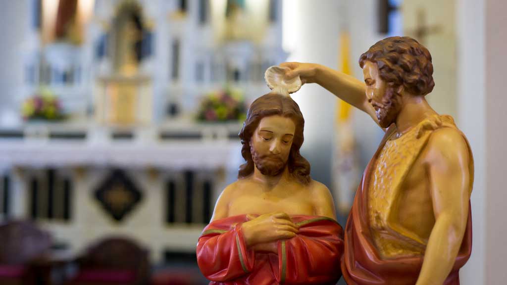 ¿Por qué Jesús se dejó bautizar por Juan, aunque no tenía pecado?